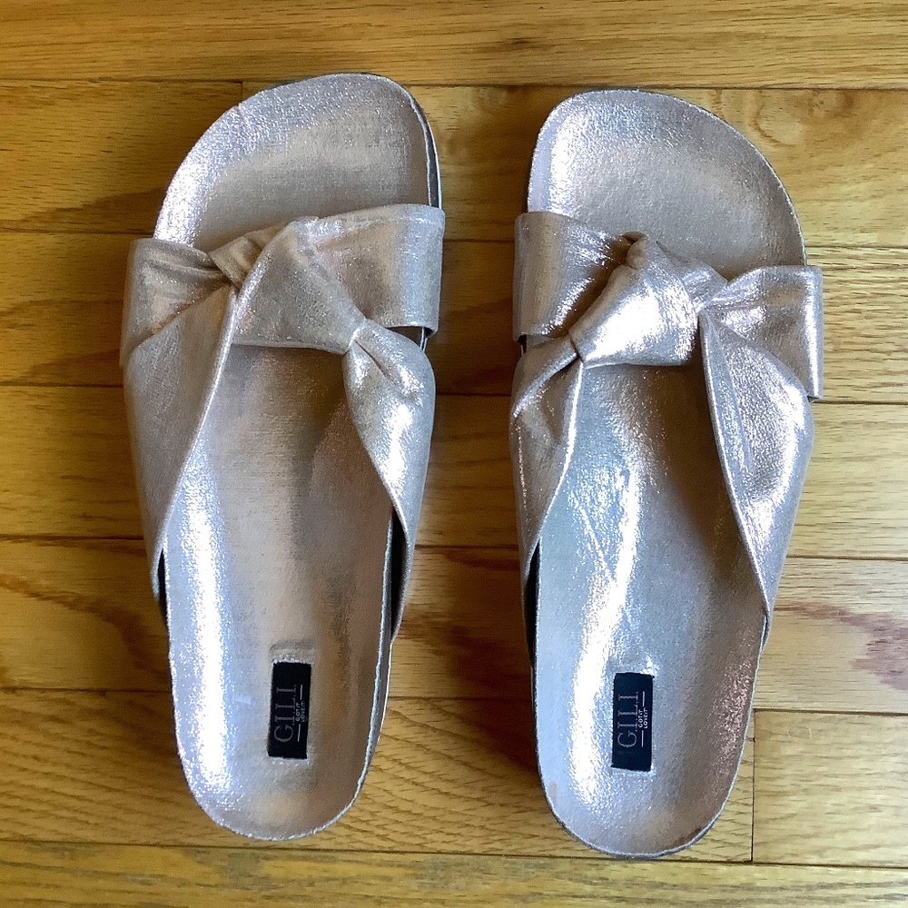 G.I.L.I Knotted Strap Slide Sandals Pearlia Rose Gold Shimmer SZ 9